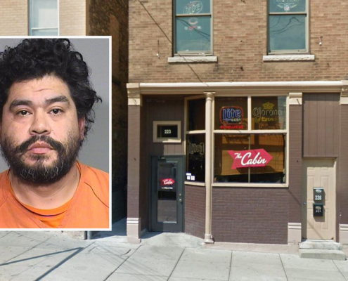 Man accused of walking into bar, pointing crossbow at victim's head in Woodstock